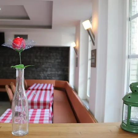Gastehaus Bismarck Inn 2*